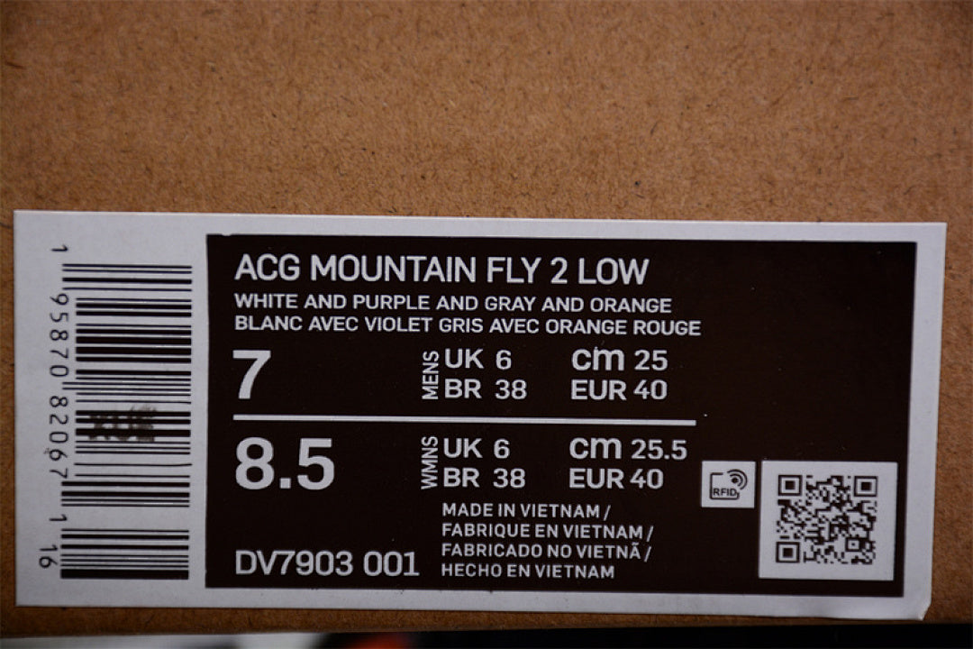 ACG MOUNTAIN FLY 2 WHITE/BLACK