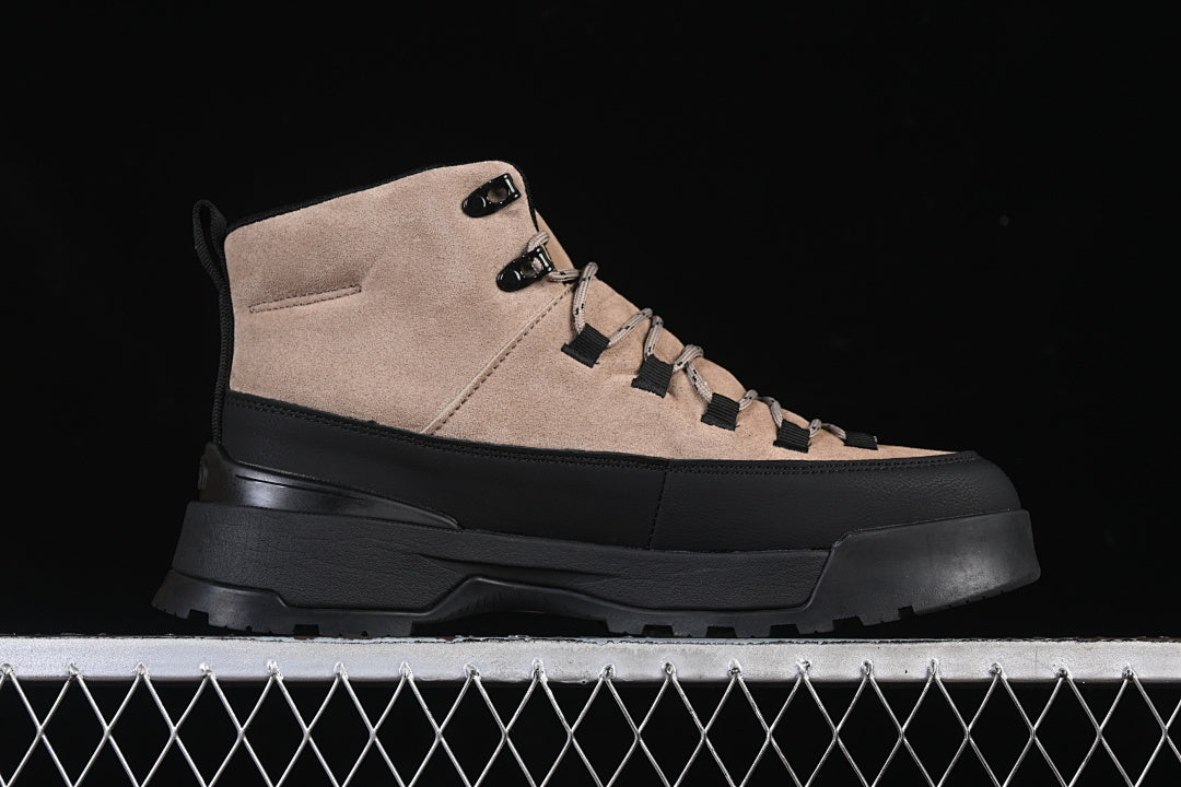 THE NORTH FACE WATER PROOF SHOESES