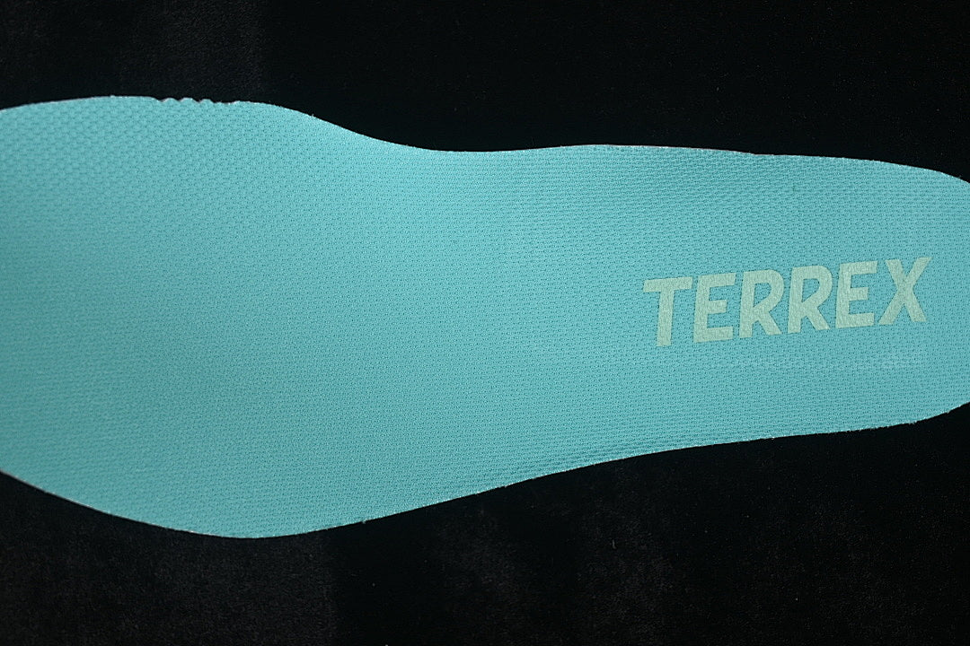 TERREX AGRAVIC SOLE-BOOSTING RUNNING SHOES BLUE/GREEN/BLUE