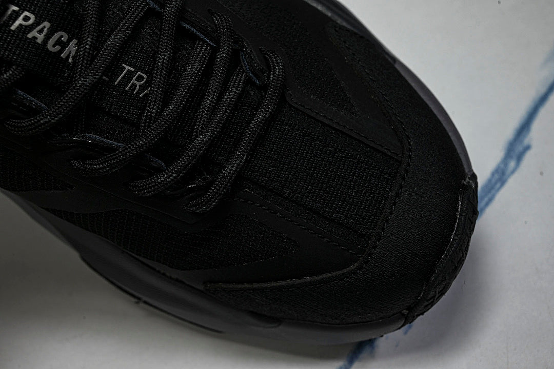 EFASTPACK ULTRA GORE-TEX BLACK/BLACK/BLACK