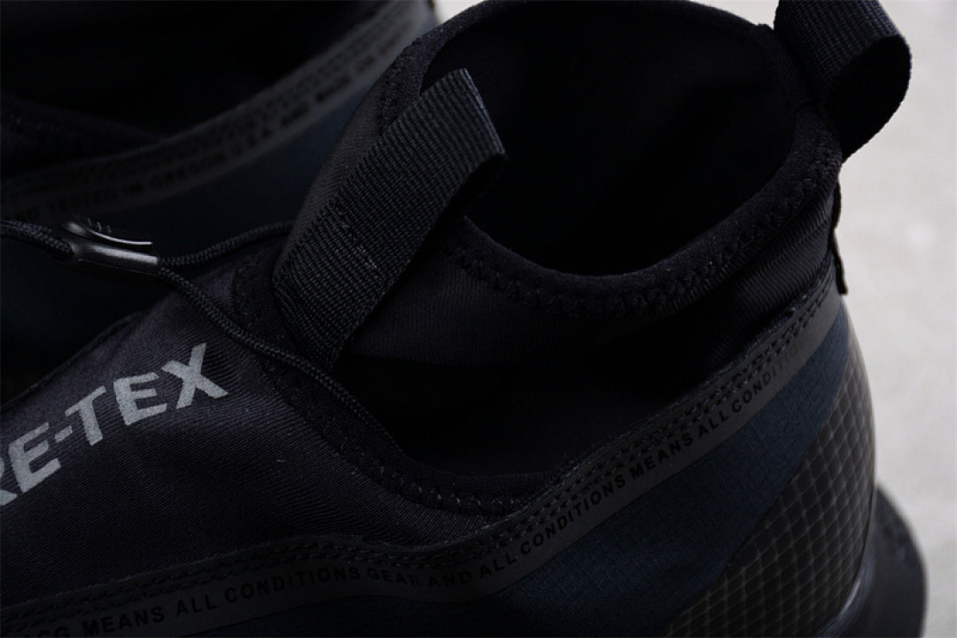 ACG MOUNTAIN FLY GORE-TEX BLACK/DARK GREY-BLACK