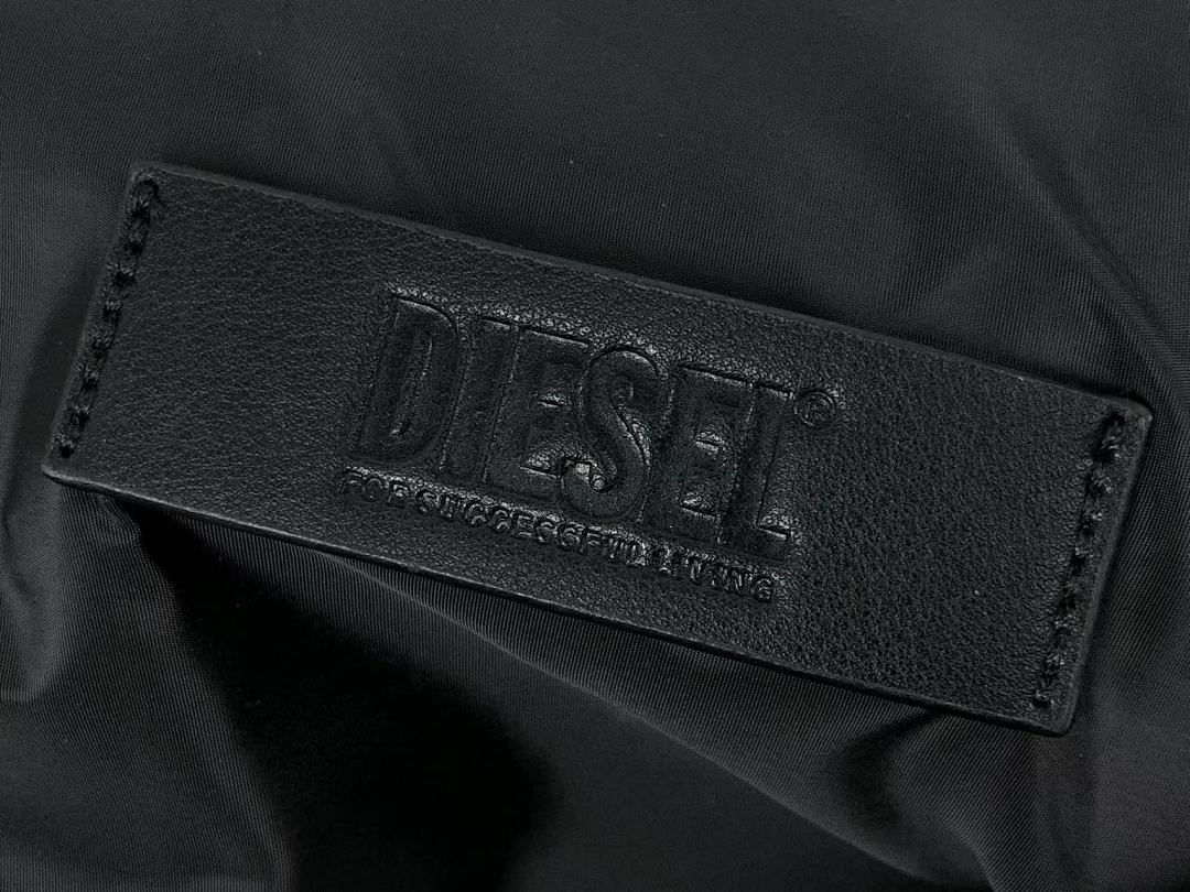 DIESEL BAG 111261575 (长24CM*宽14CM*高35CM)