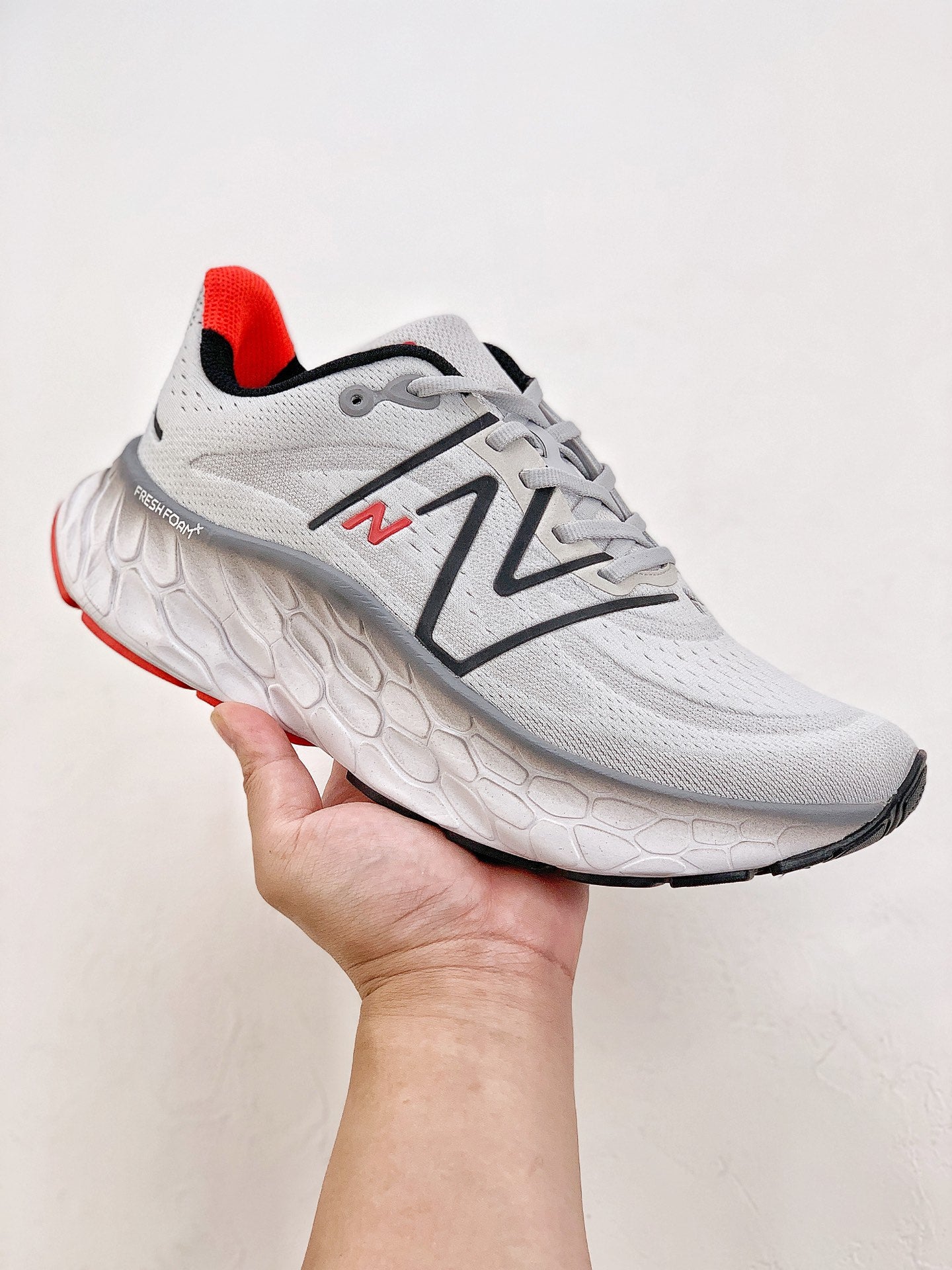 New Balance NB Fresh Foam X More v4 Silver Red