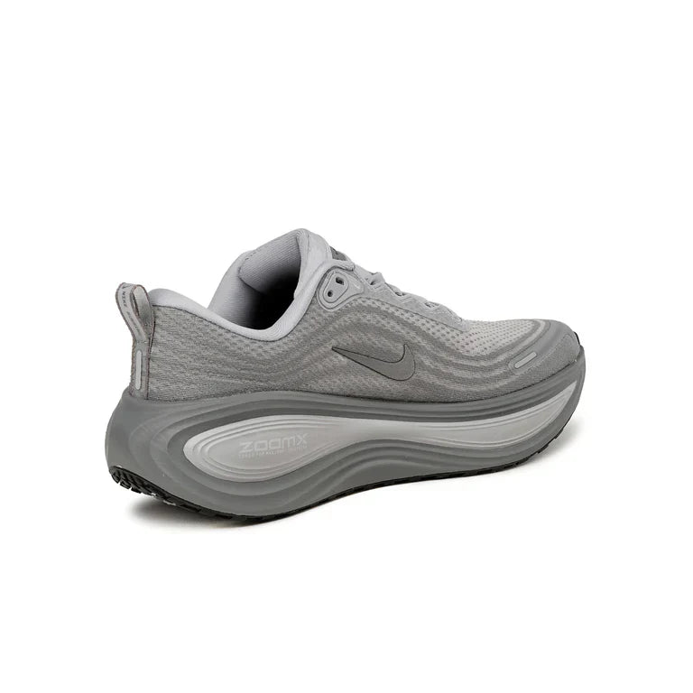 NIKE Vomero Plus IM5019