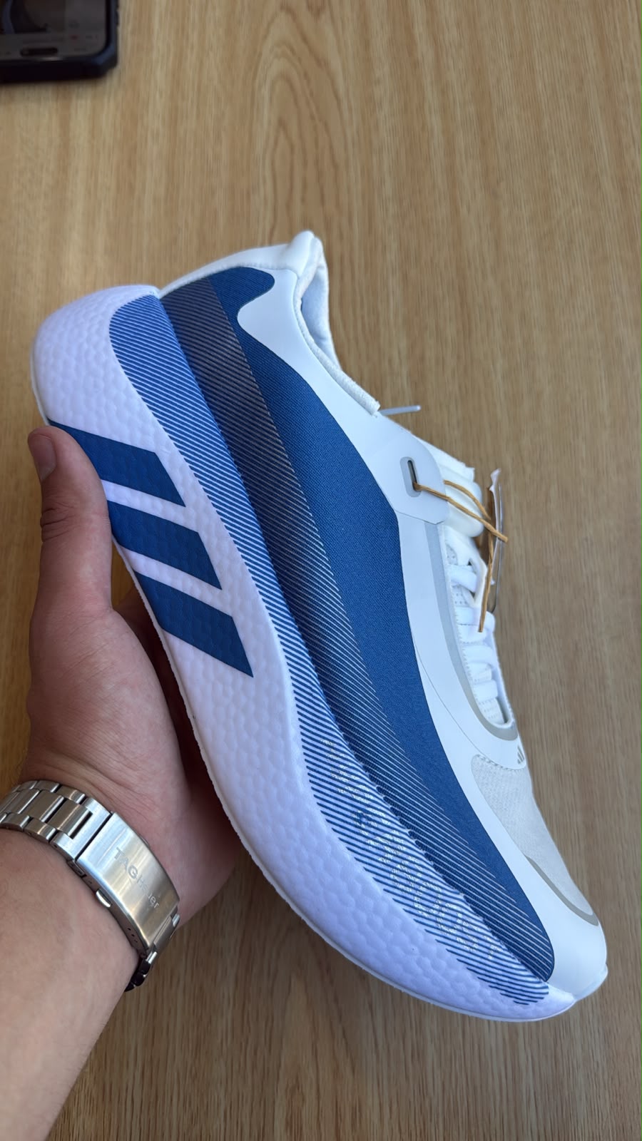 Adidas hyperboost white/blue stock