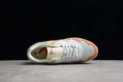 Nike Air max 1 camel