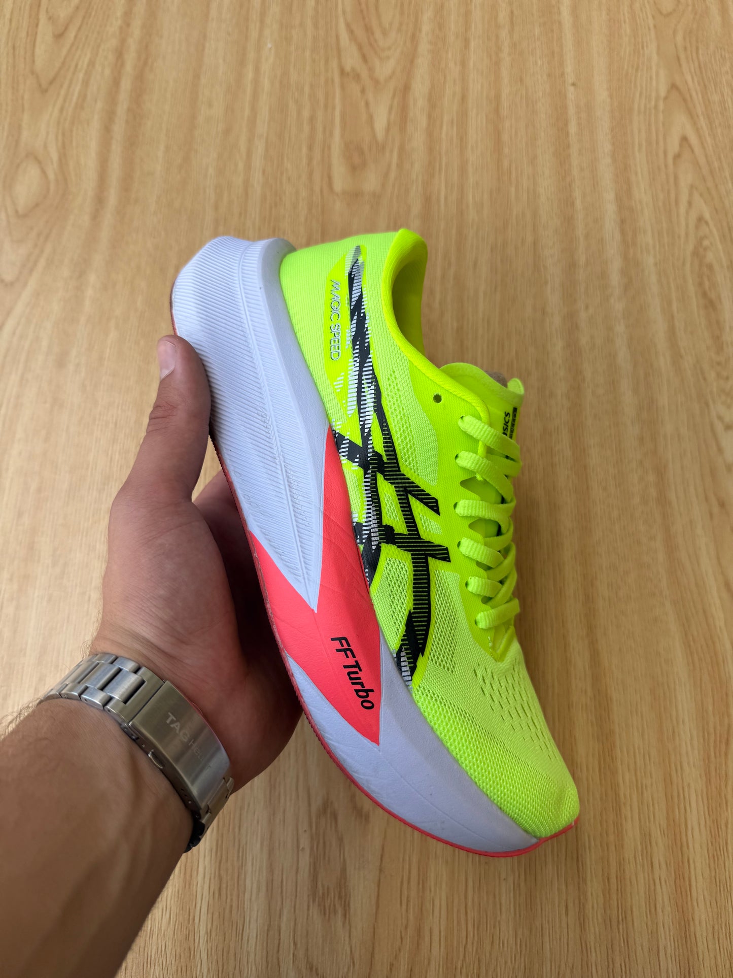 Asics magic speed stock