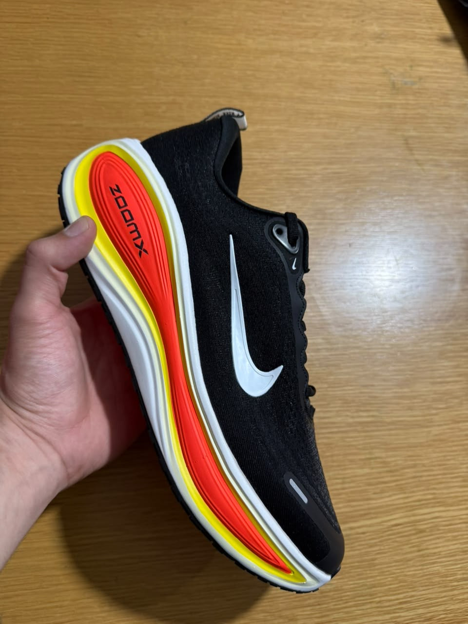 Nike Vomero Plus Black/Orange Stock