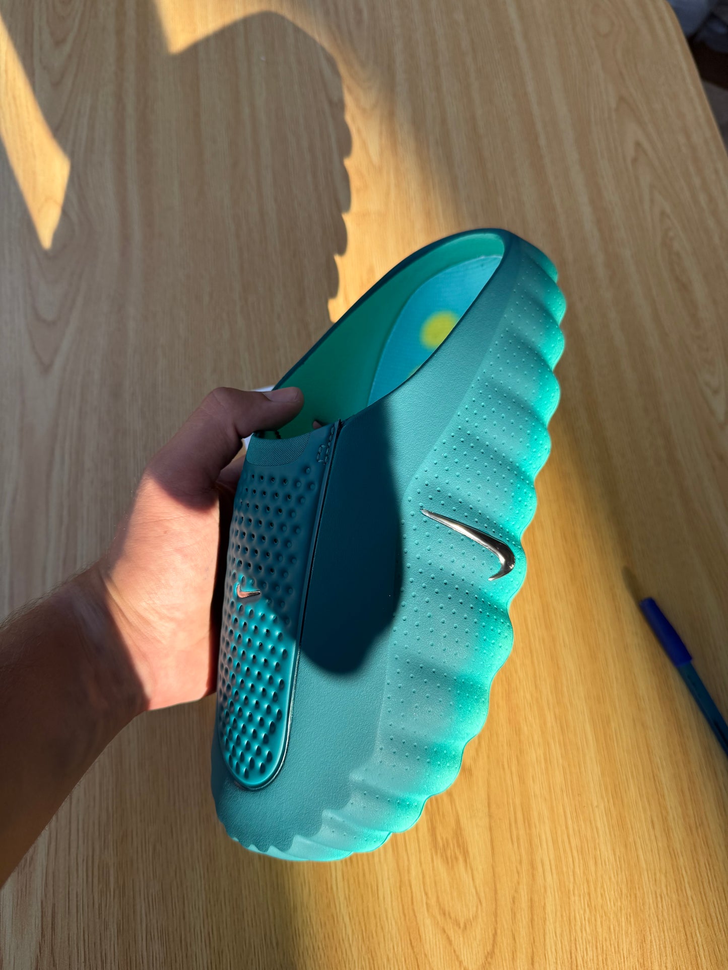 Nike mind green stock