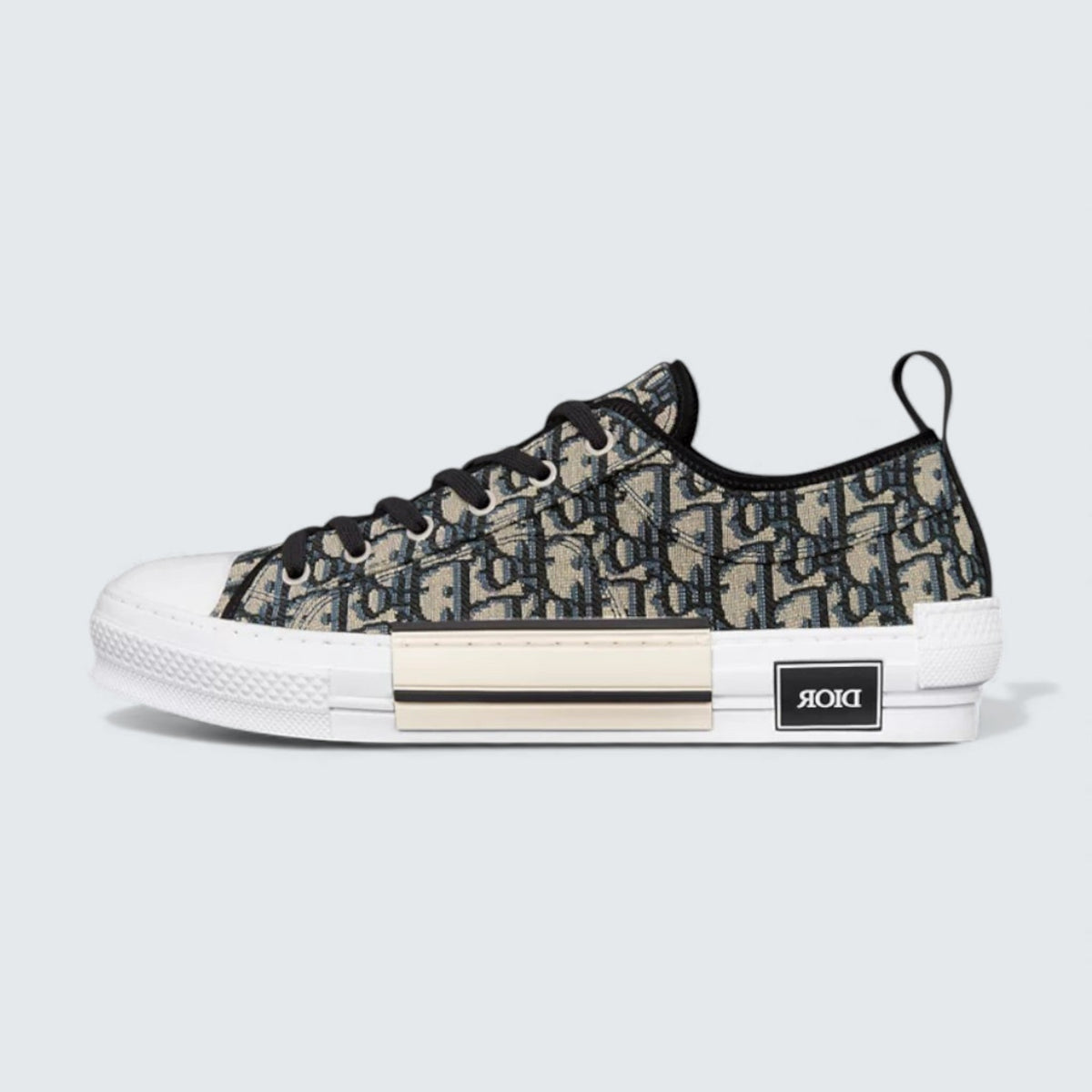 B23 League Low-Top Sneaker