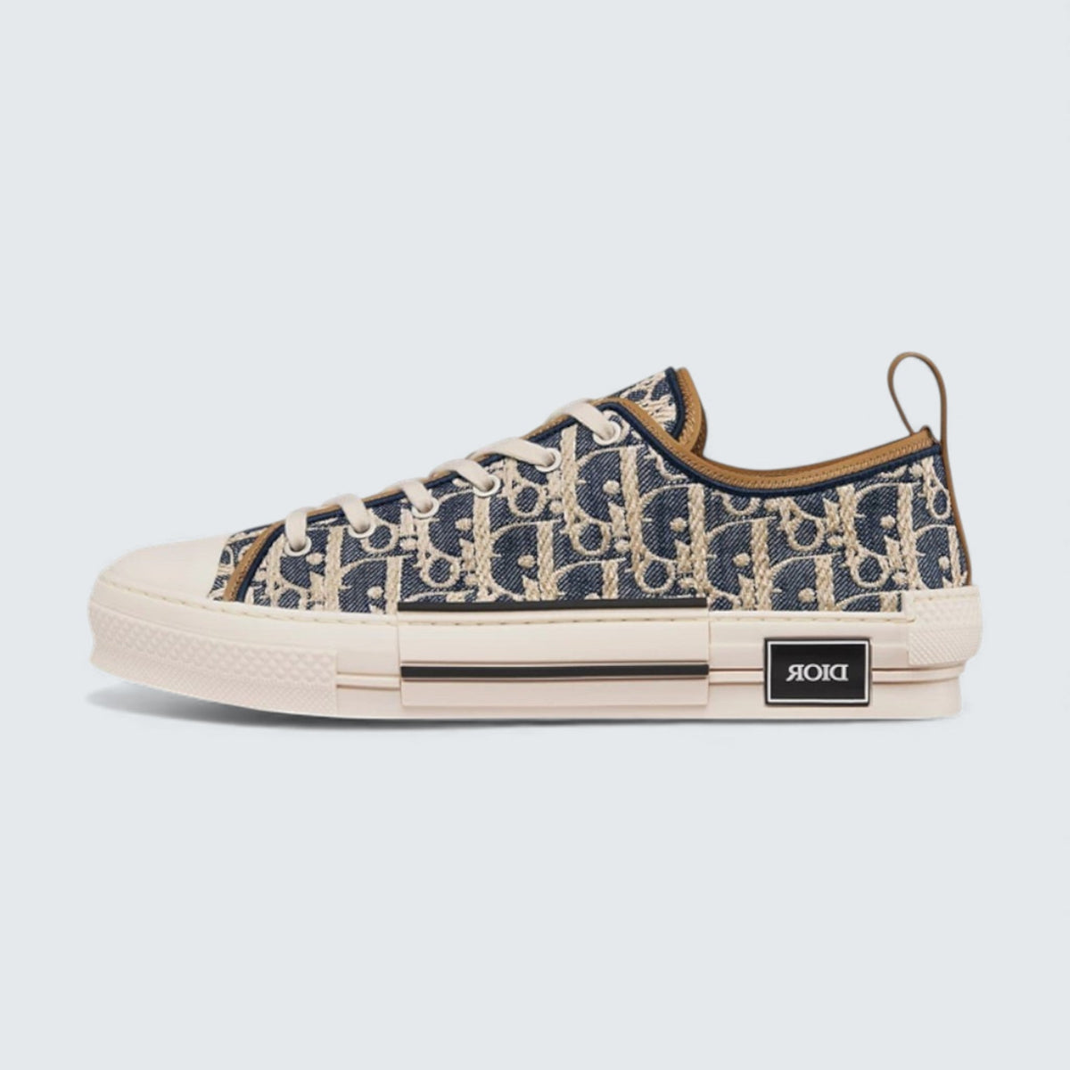 B23 League Low-Top Sneaker