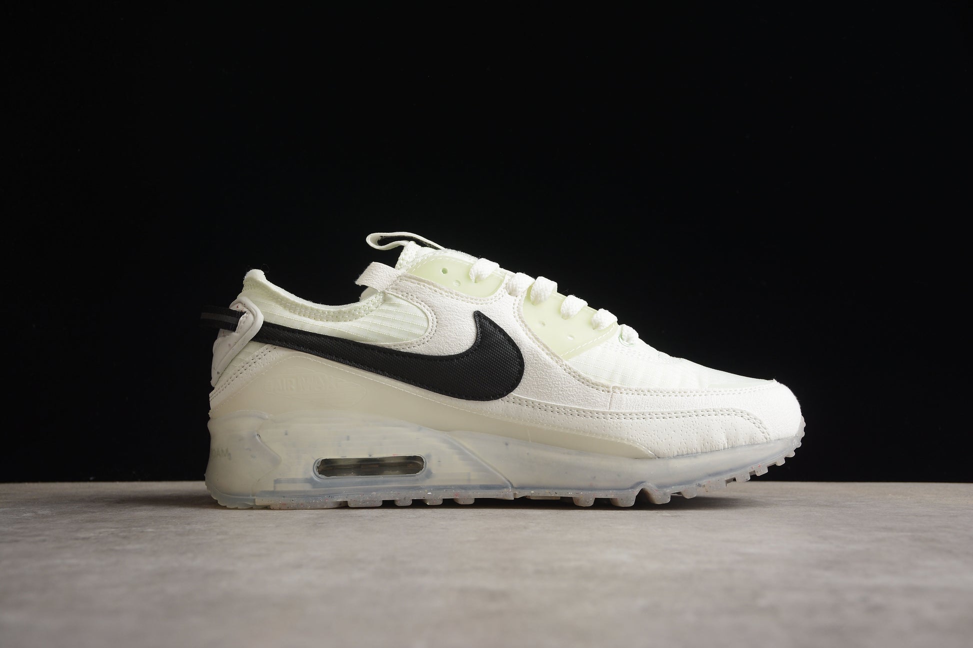 Nike Air max 1 black and white