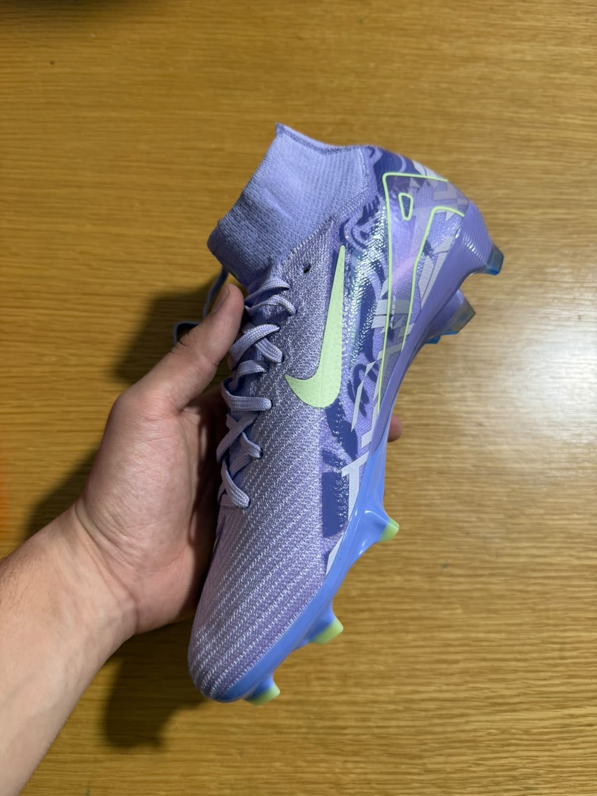 Nike Mercurial Superfly 10 Academy stock