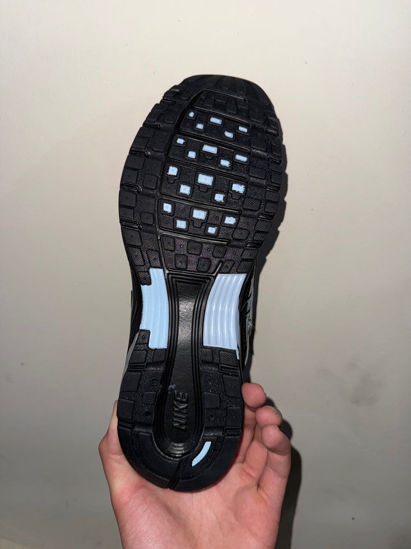 Nike p6000 gray/black/babyblue