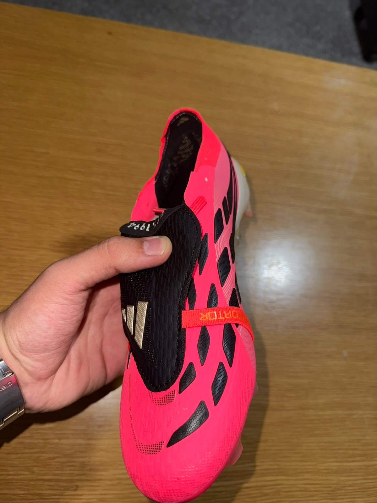 Adidas Predator Elite Stock