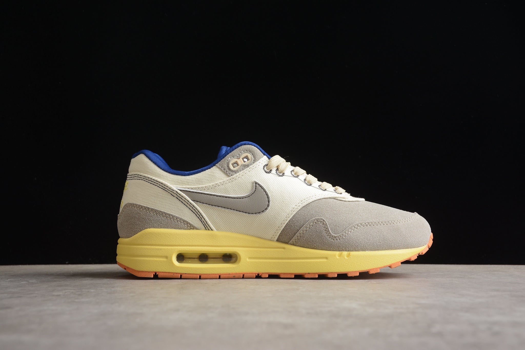 Nike Air max 1 grey