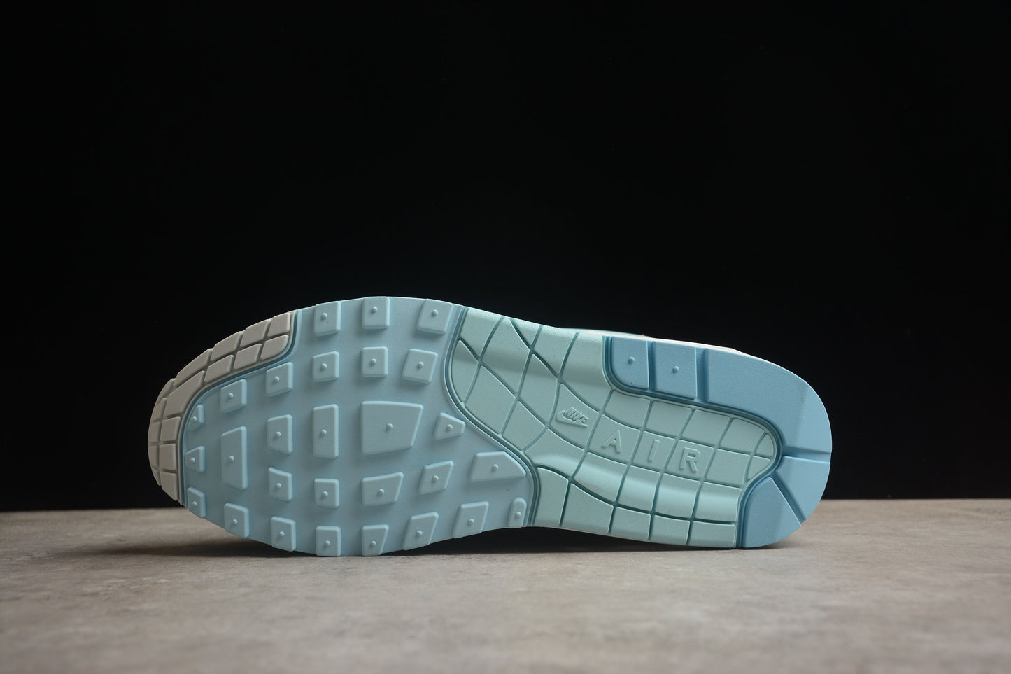 Nike Air max 1 aqua blue