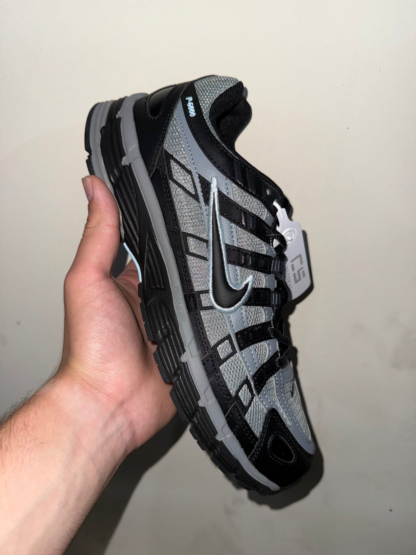 Nike p6000 gray/black/babyblue