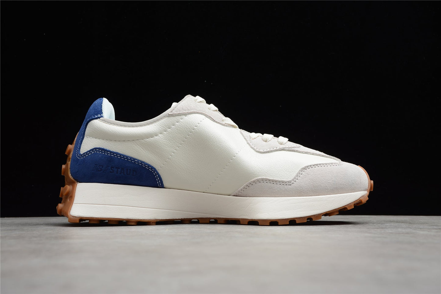 STAUD x New Balance 327 series summer men's and women's sports and leisure running shoes white blue