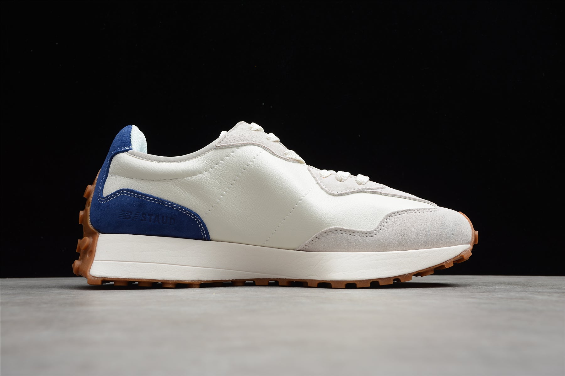 STAUD x New Balance 327 series summer men's and women's sports and leisure running shoes white blue