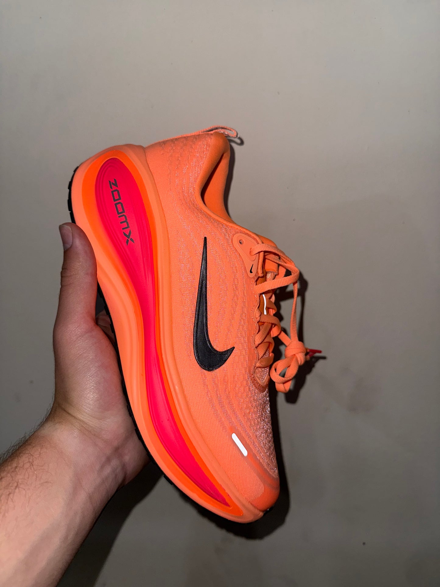 Nike vomero plus orange