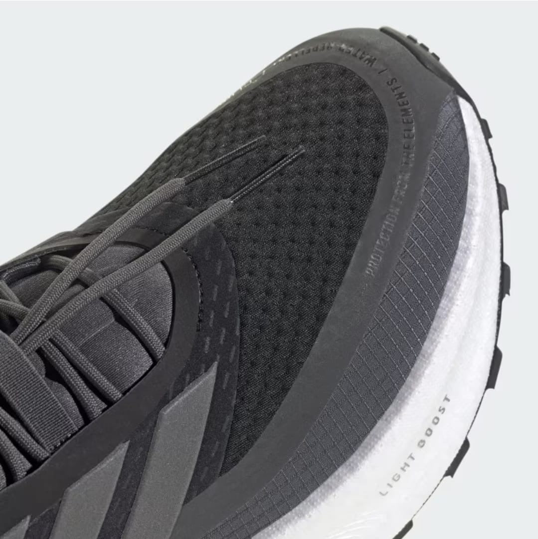 Adidas Ultraboost 5 TR Shoes