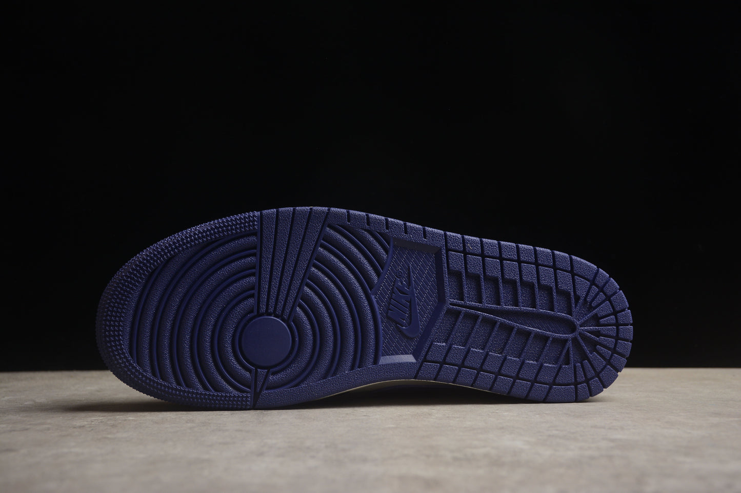 Air Jordan Low 1 Violet
