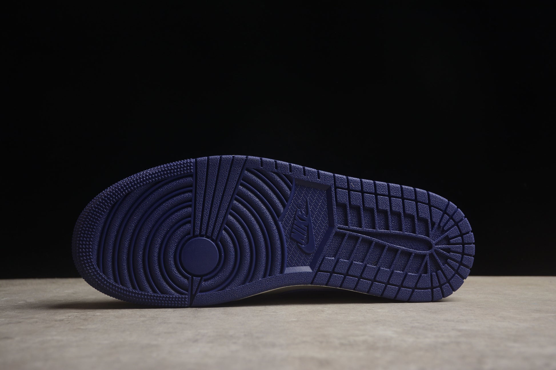 Air Jordan Low 1 Violet