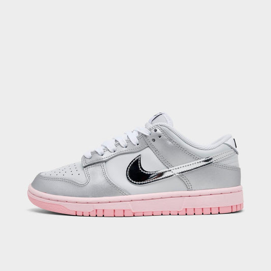 Women's Nike Dunk Low LX Casual Shoes