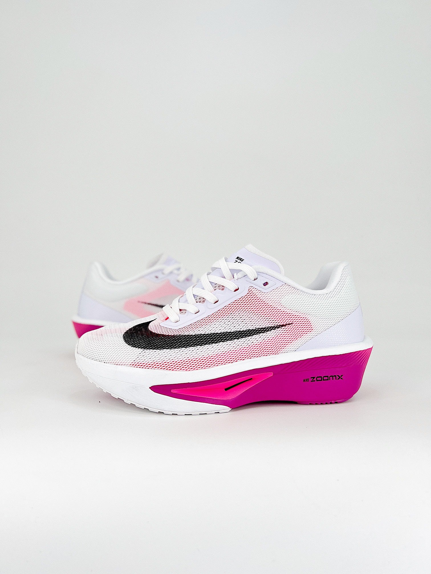 Nike ZoomX Invincible Run Flyknit 6