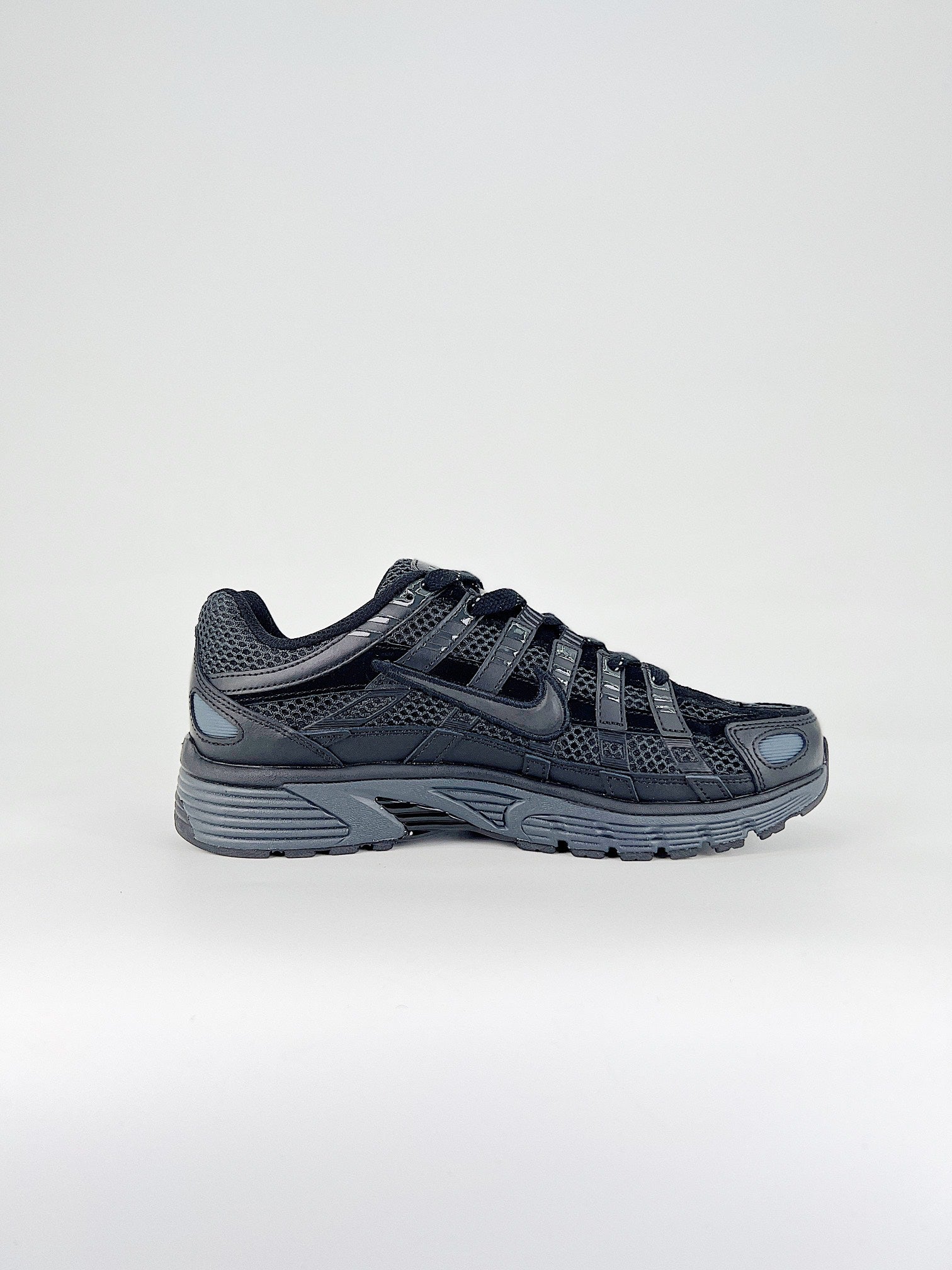 Nike P-6000