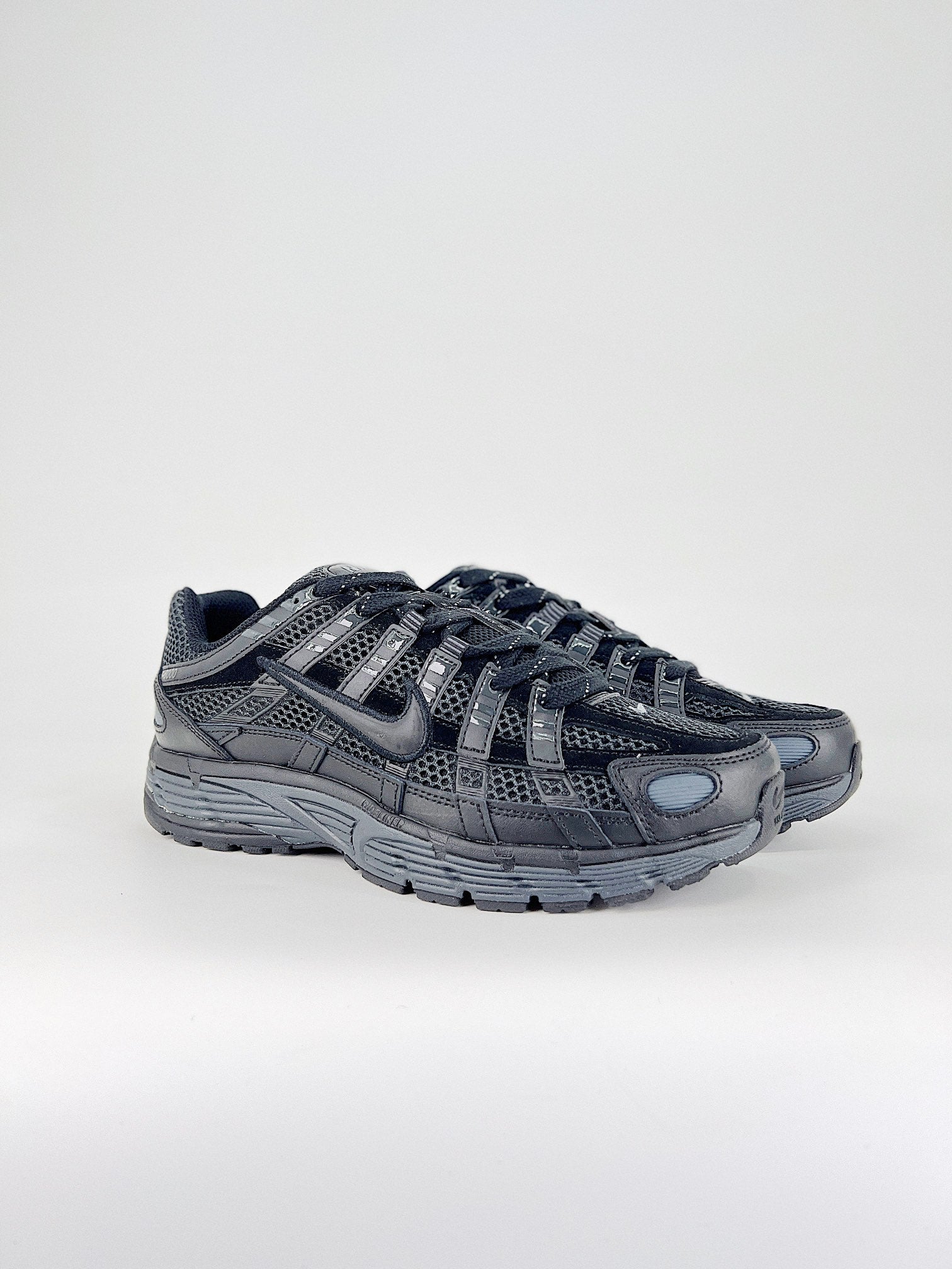 Nike P-6000