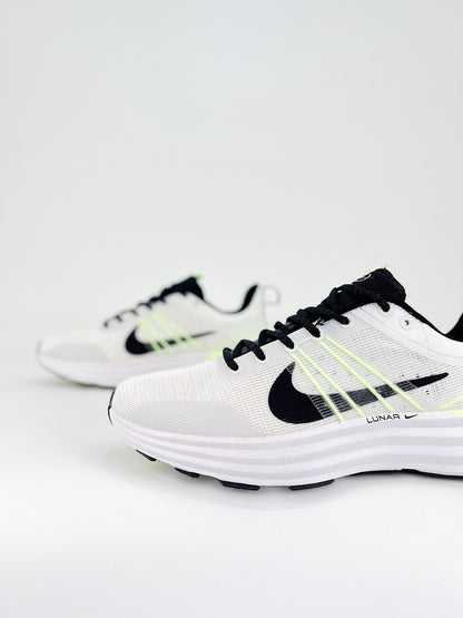 Nike Lunar Roam