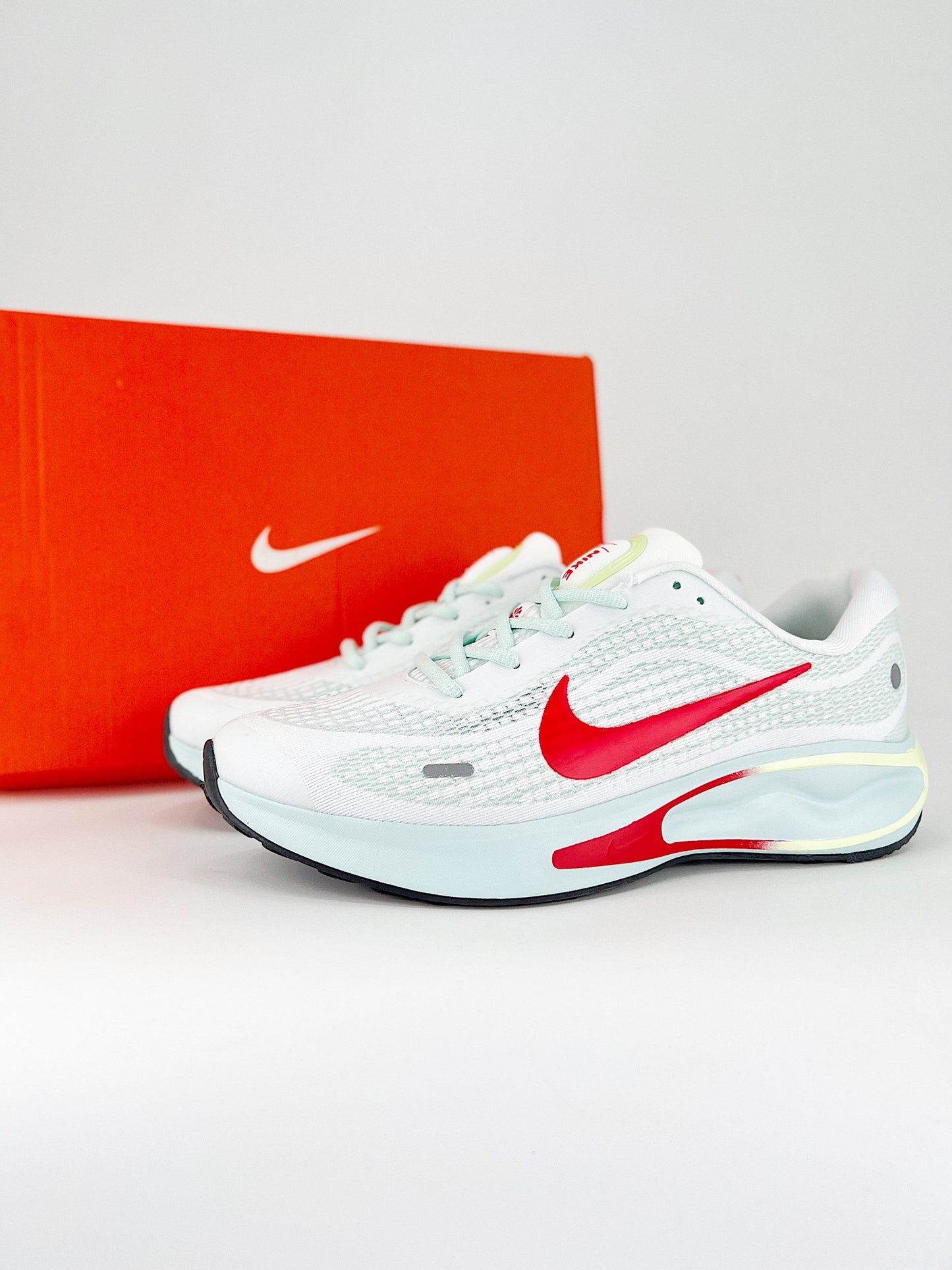 Nike Journey Run