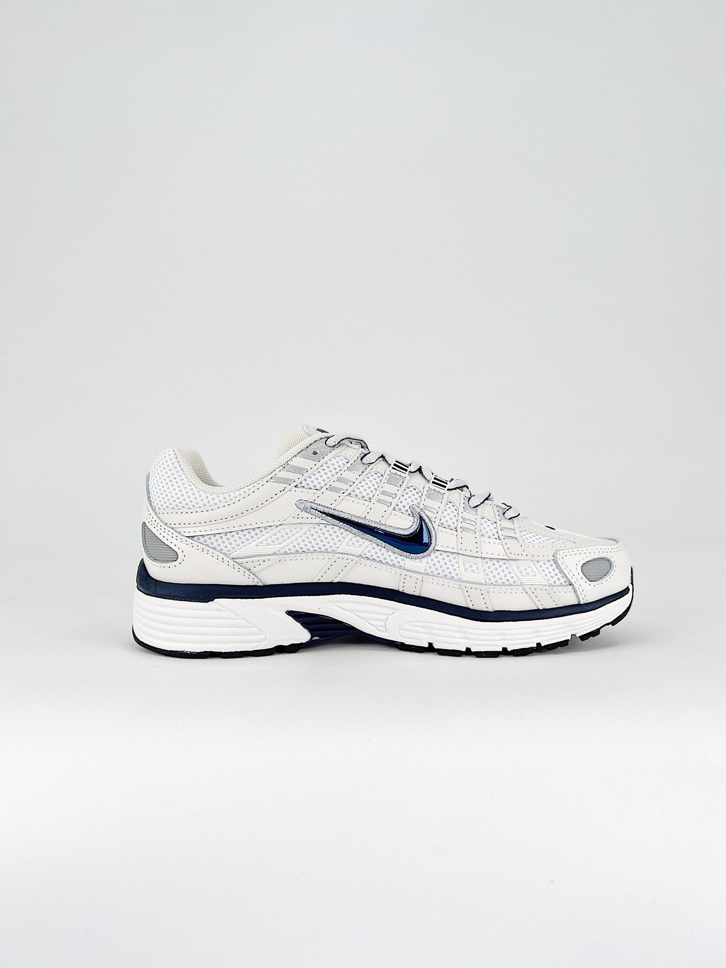 Nike P-6000