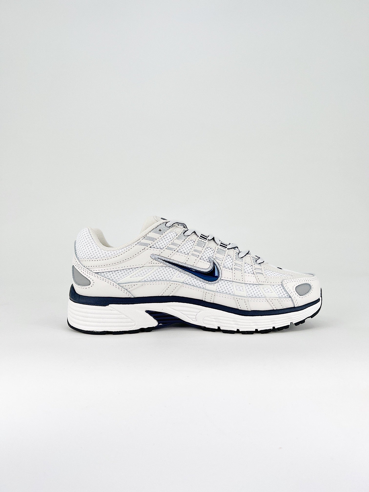 Nike P-6000