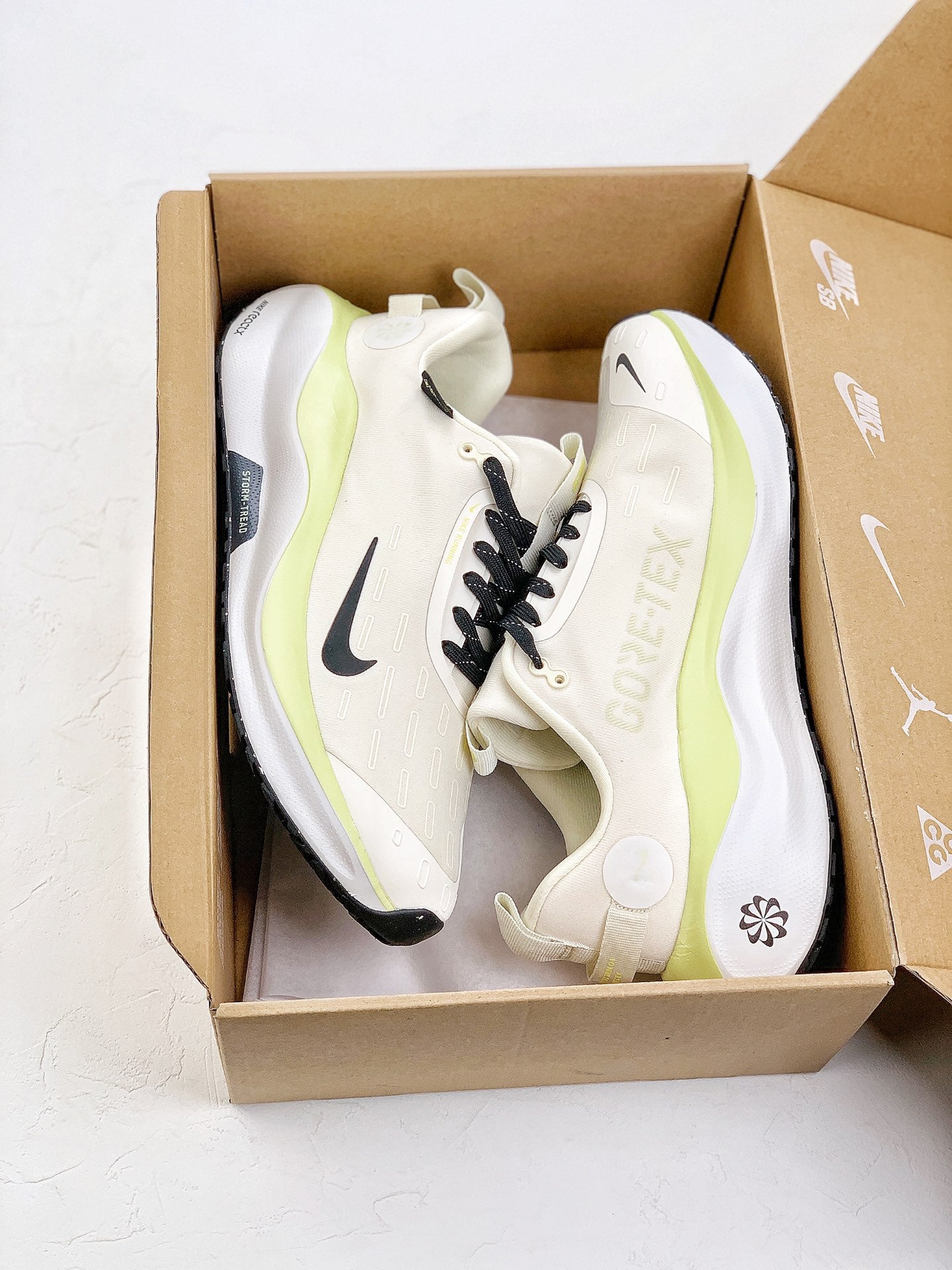 Nike REACTX INFINITY RUN 4