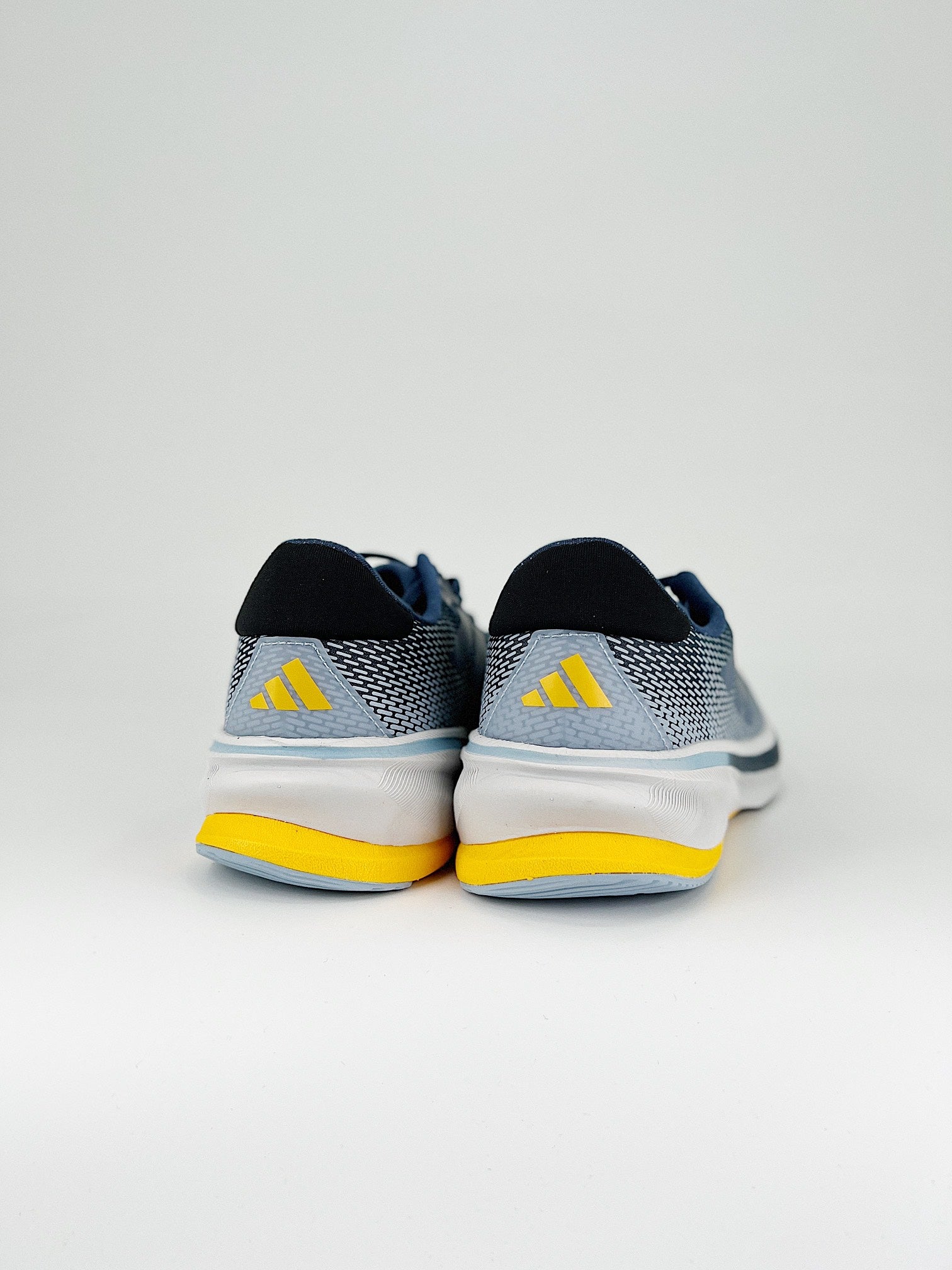 adidas Supernova