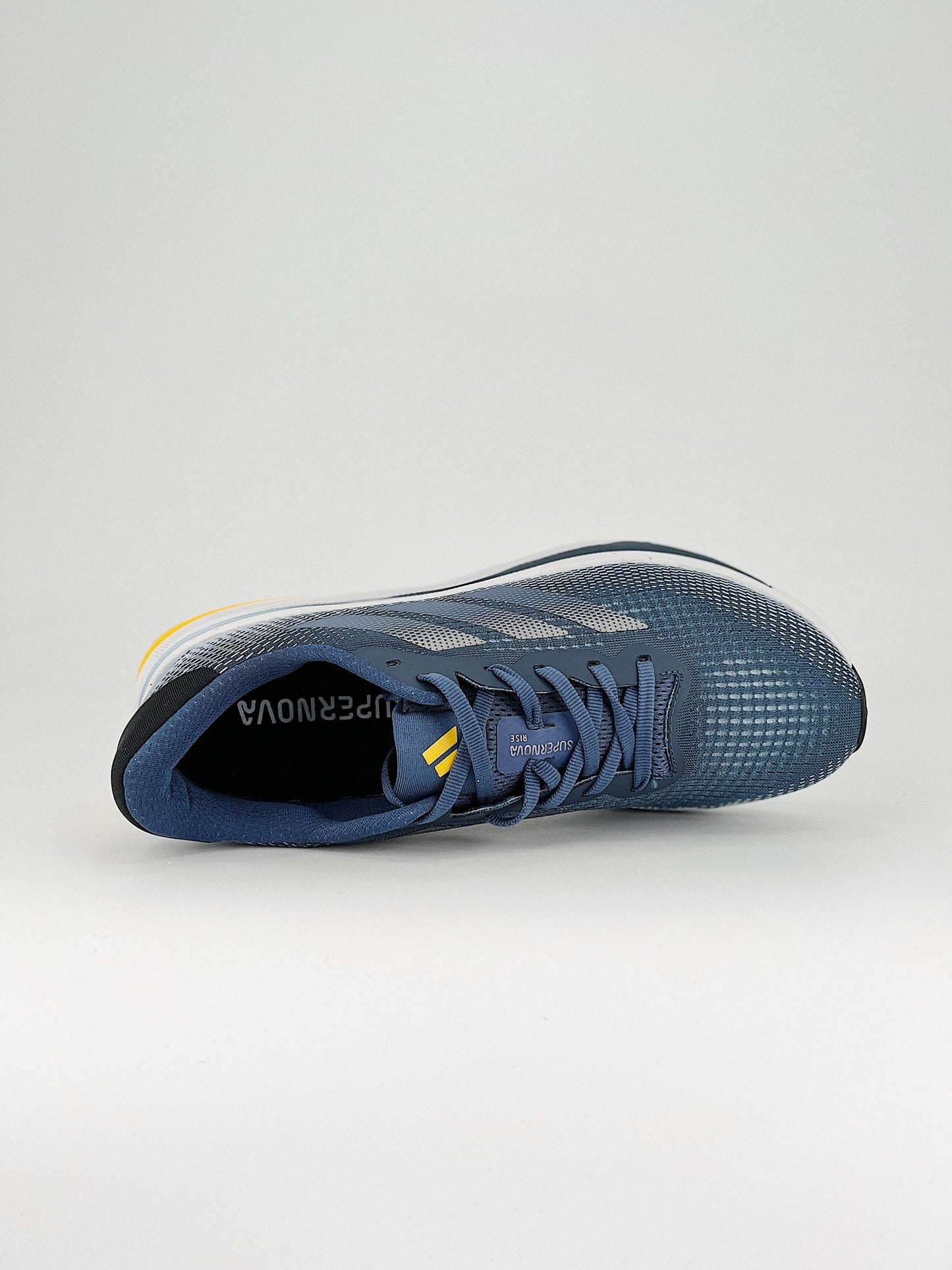 adidas Supernova