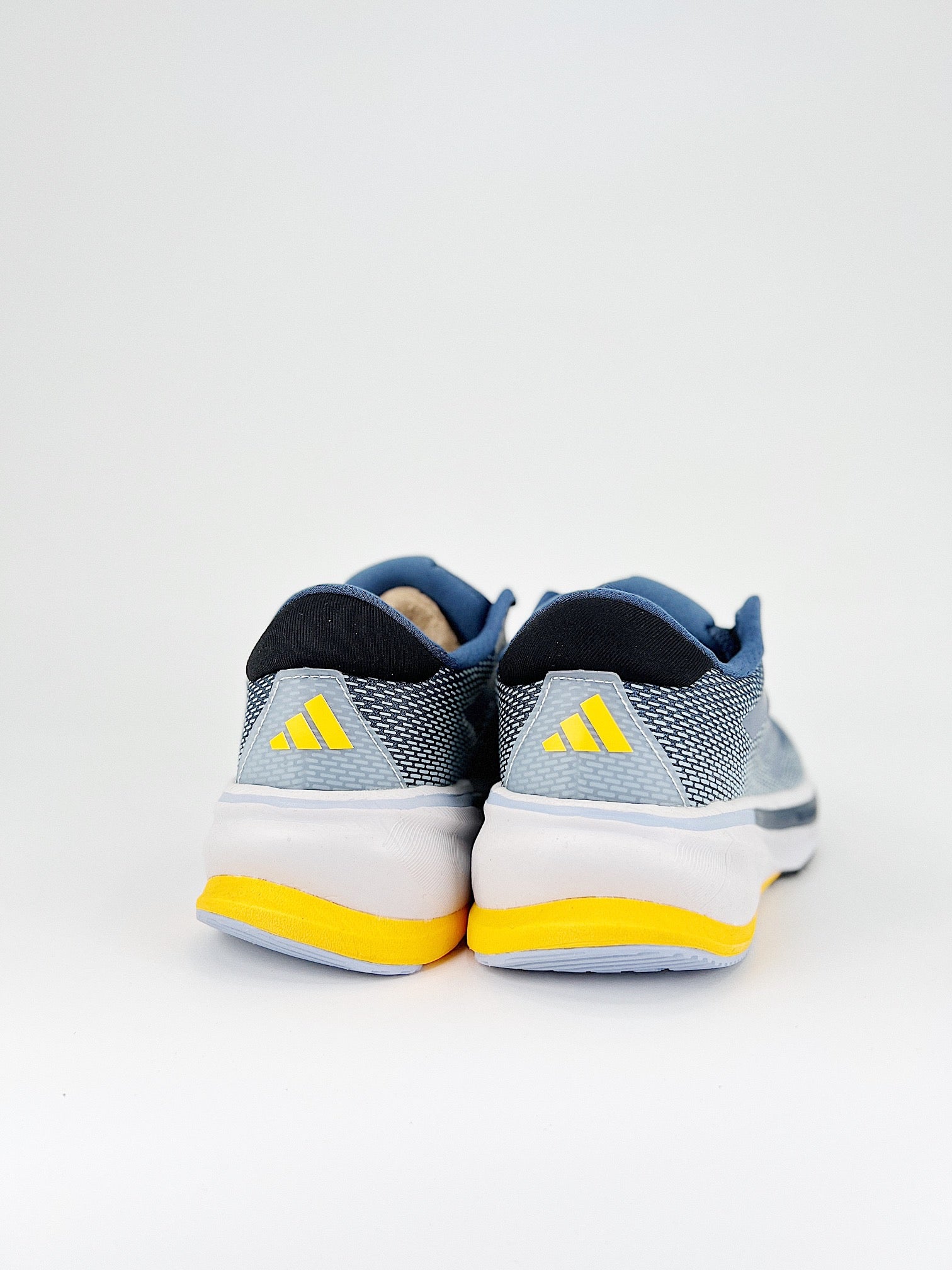 adidas Supernova