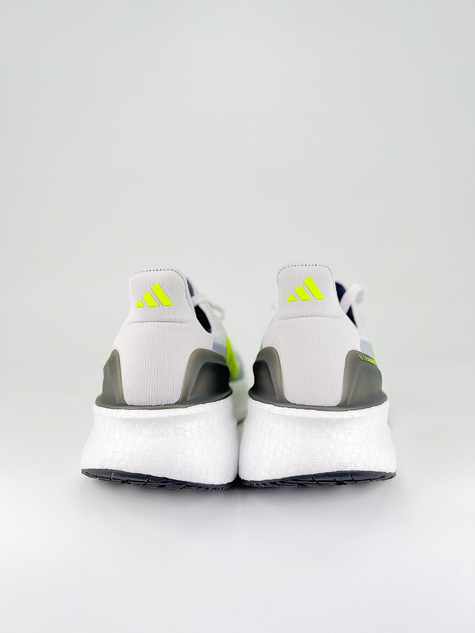 adidas ULTRABOOST 5X