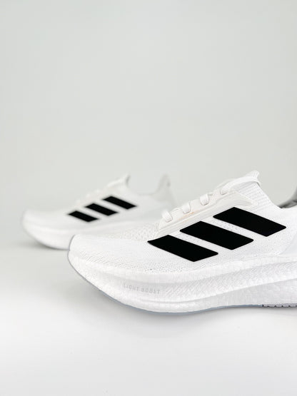 adidas ULTRABOOST 5X