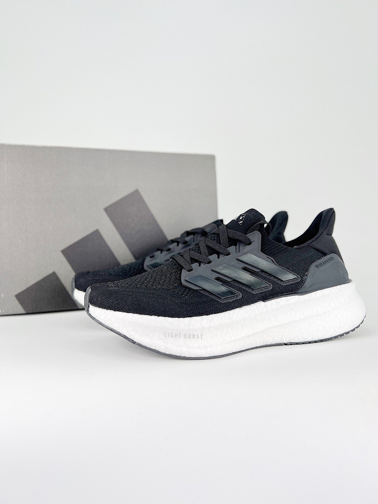 adidas Ultraboost 5.0