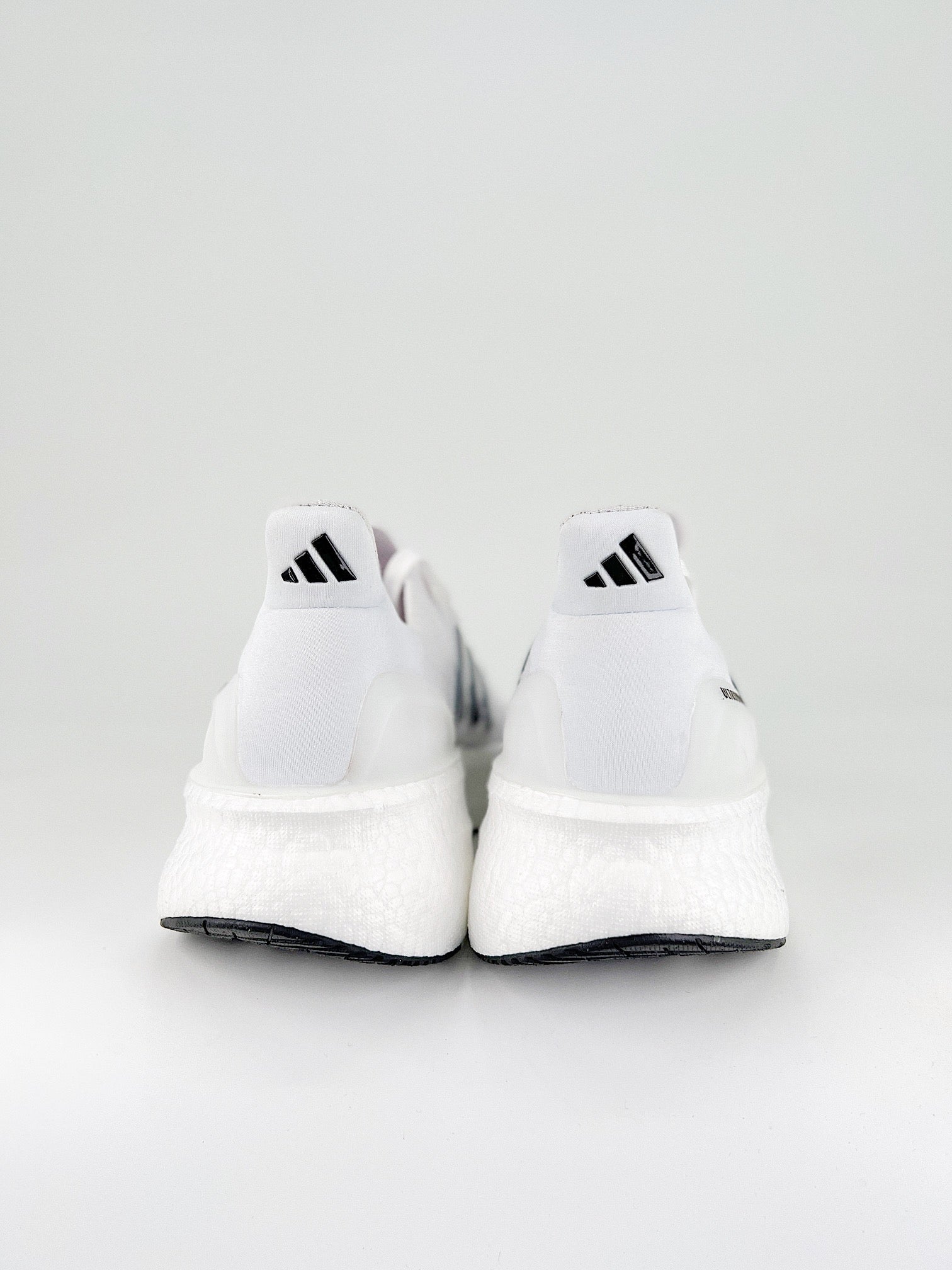 adidas Ultraboost 5.0