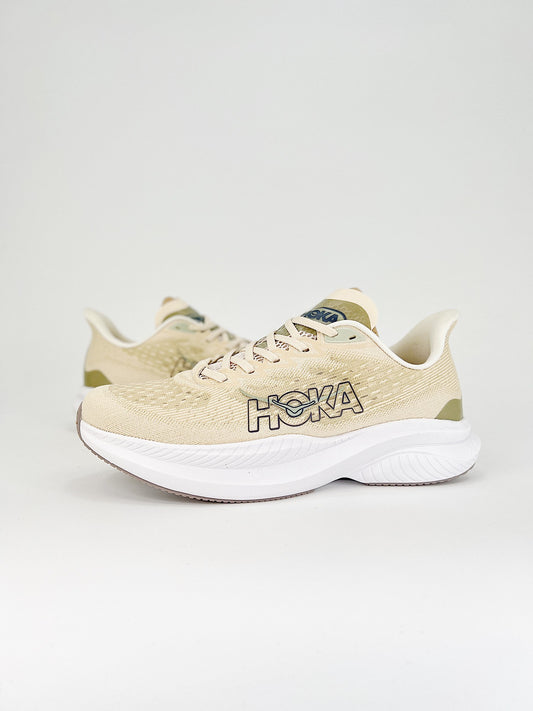 HOKA MACH 6