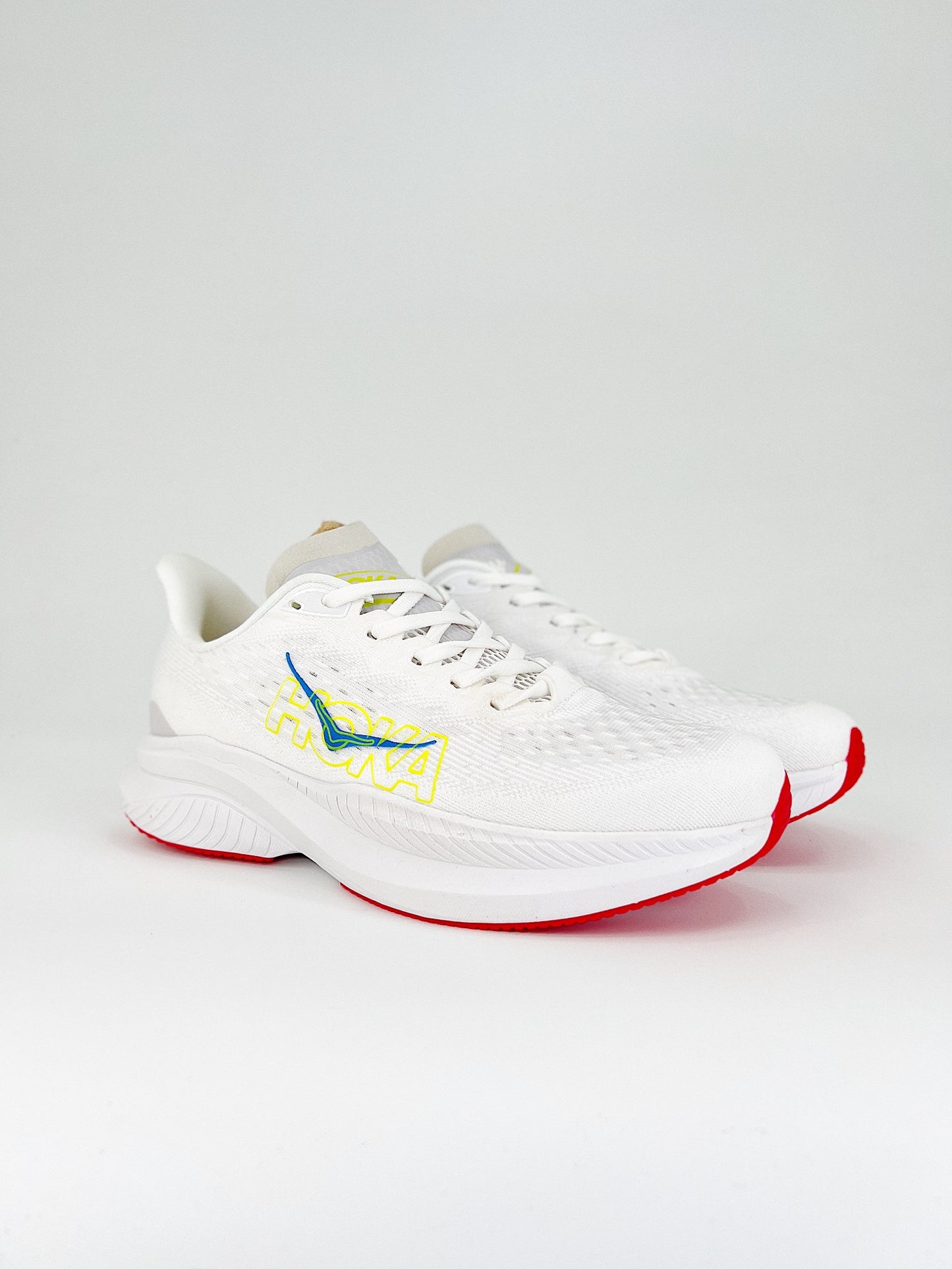 HOKA MACH 6