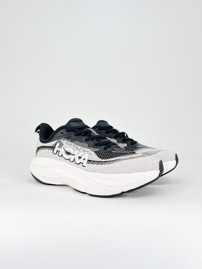 HOKA M SKYFLOW
