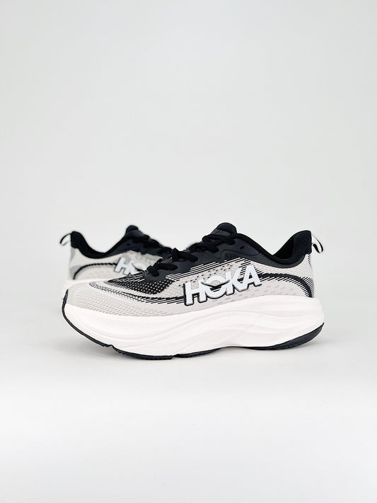 HOKA M SKYFLOW