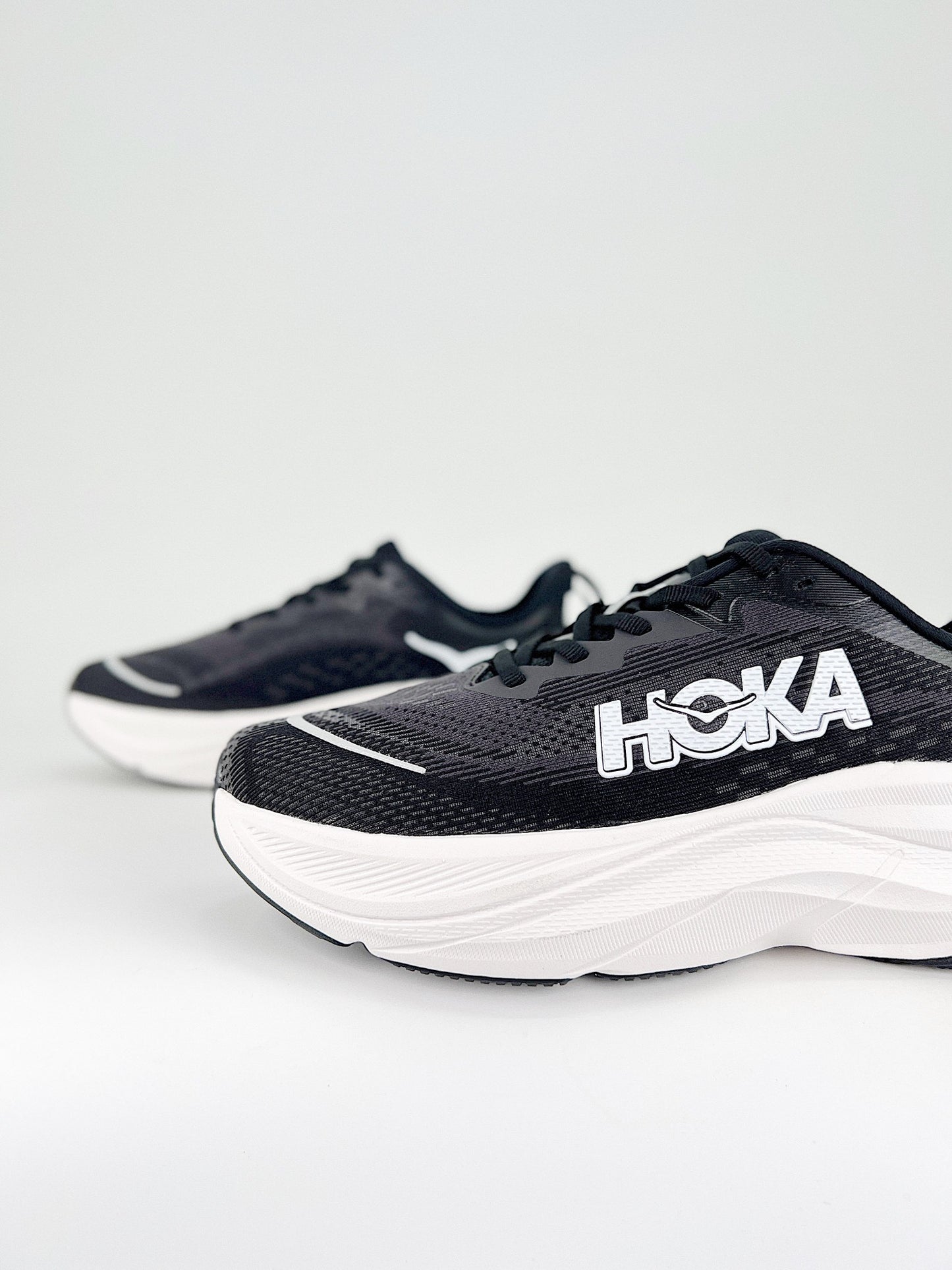 HOKA M SKYFLOW