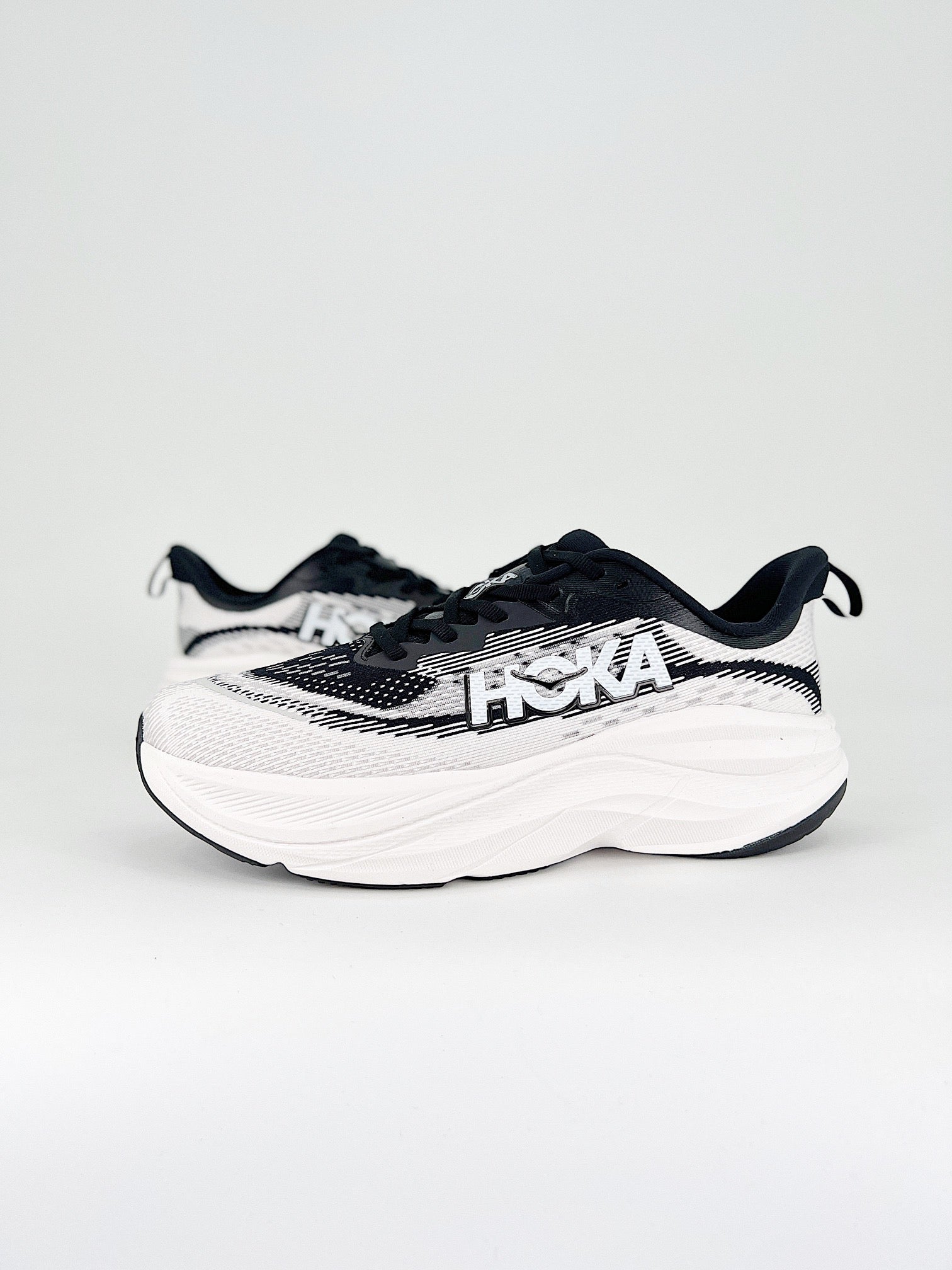 HOKA M SKYFLOW